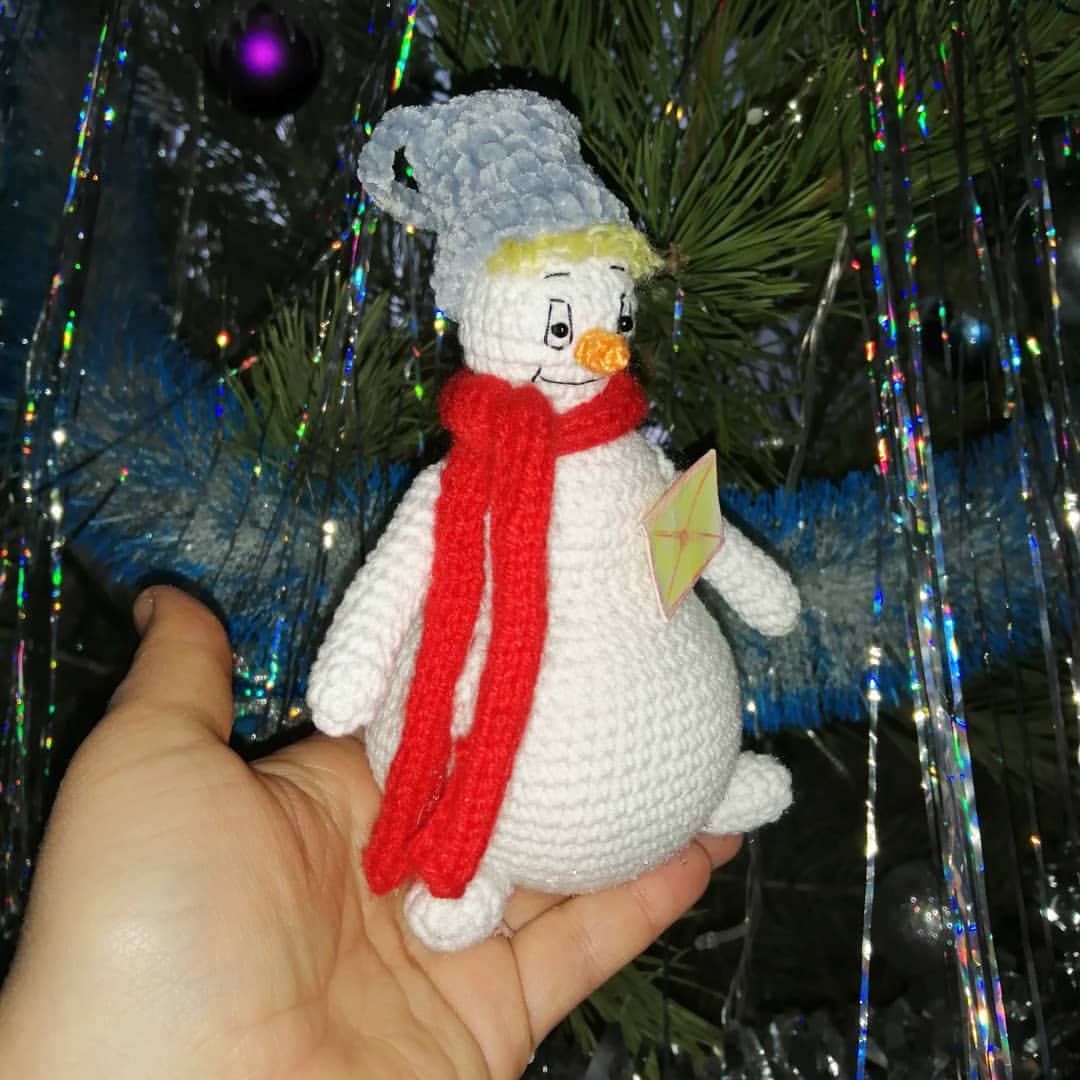 lara.knit27 в LOOKY. #вязание,#снеговиквязаный,#игрушкакрючком,#игрушкиручнойработы,#игрушкакрючком,#МК. Первая игрушка в Нов...