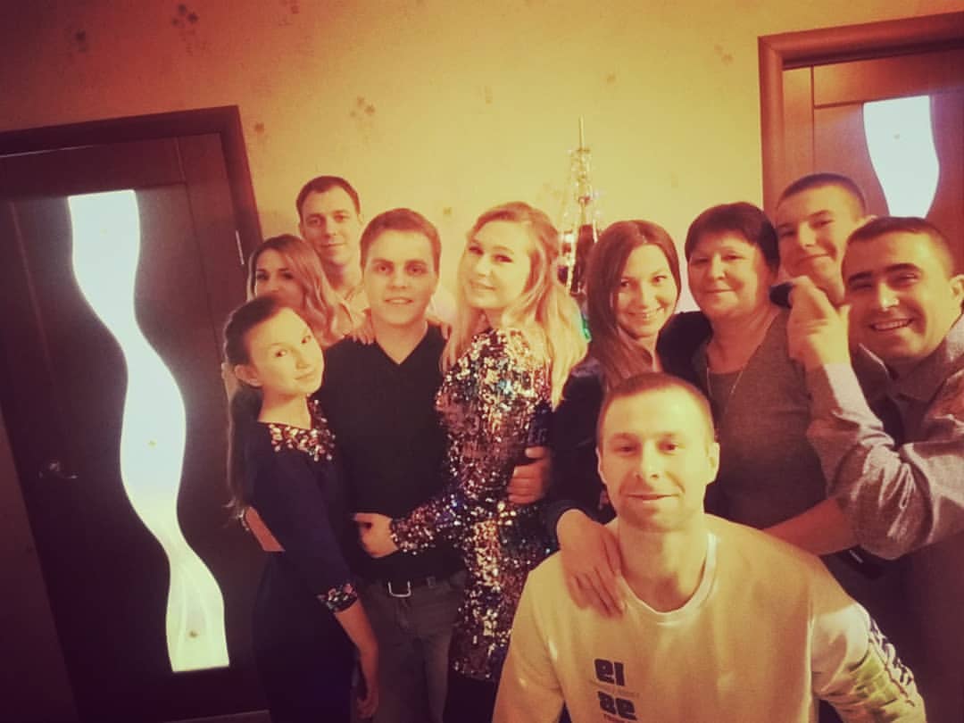 kseniya_1598 в LOOKY. #новыйгод#family❤️#моилюбимые#родные. #новыйгод#family❤️#м...