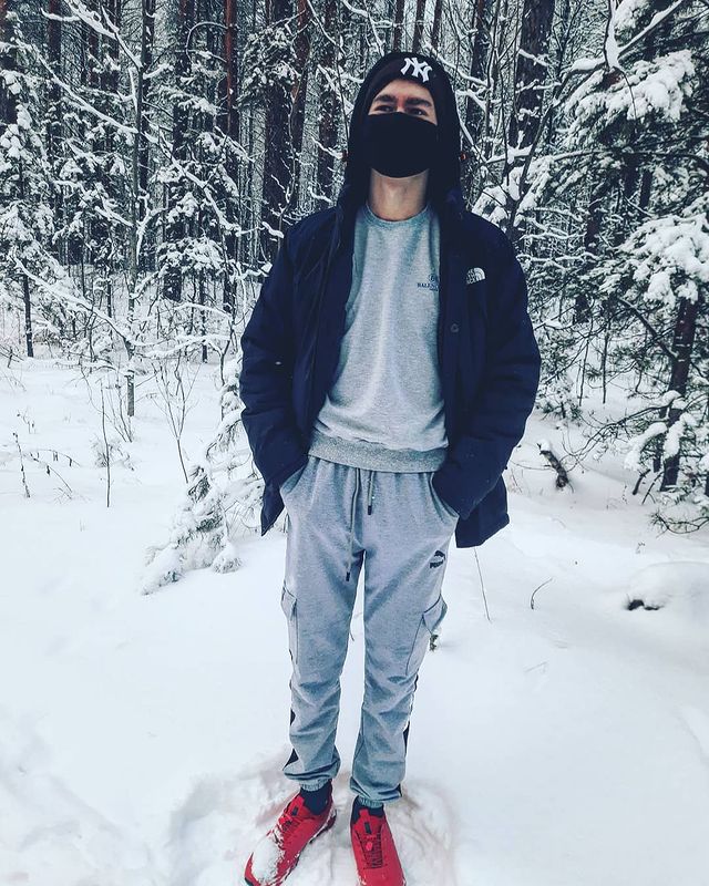 elmeev1 в LOOKY. . null