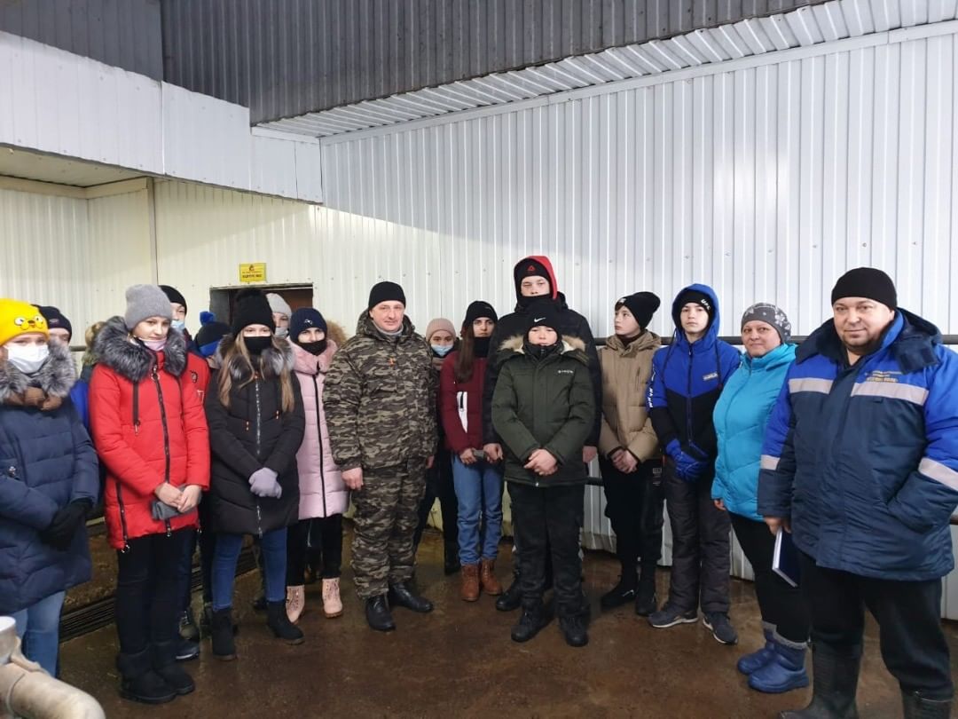 baganschool1 в LOOKY — 12 января ребята 8А и  9А  классов посетили животноводческую