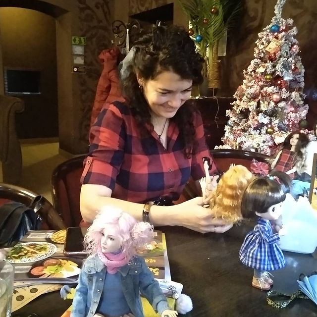 marsiankka в LOOKY. #кукловстреча,#коллекциякукол,#dollstagram,#кукловстречасаратов. А это я 😄 

Не глам...