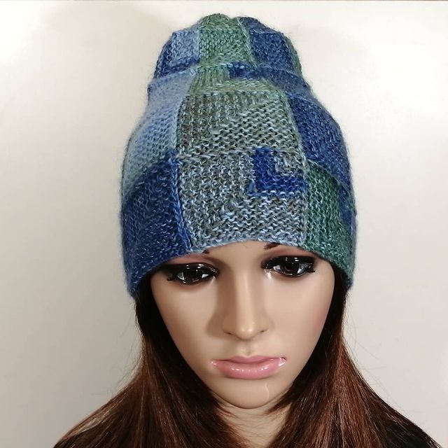 usknits в LOOKY. #вязанаяшапка,#шапкаспицами,#шапкалуковка,#knithats,#knittersofinstagram. Вязаная шапка луковк...