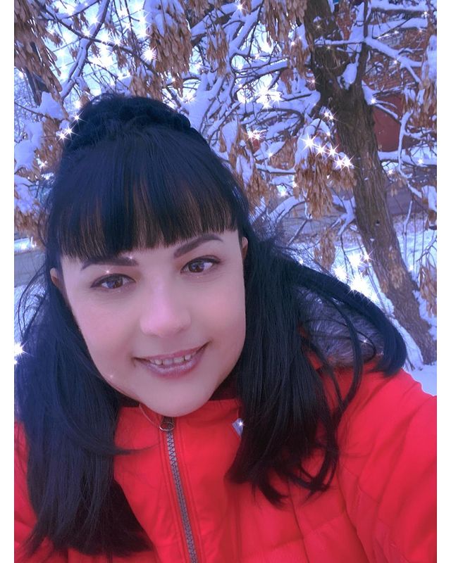 viktori_ya12 в LOOKY. #снегидет,#снежныйдень,#зима,#ейск,#селфи. Снежинка упала на ла...