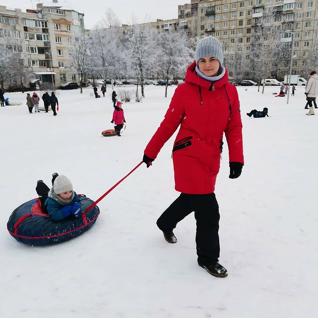 stasya_shka в LOOKY. #Егор_Валерьевич_2017,#зима2021,#спб,#семья,#скверКонашевича,#saintpetersburg. #Егор_Валерьевич_201...