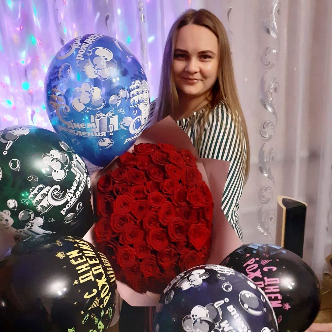 Спасибо,любимый муж💗 @tais___shop очень красивый букет💐 👏 спасибо,что создаёте праздник 🥳