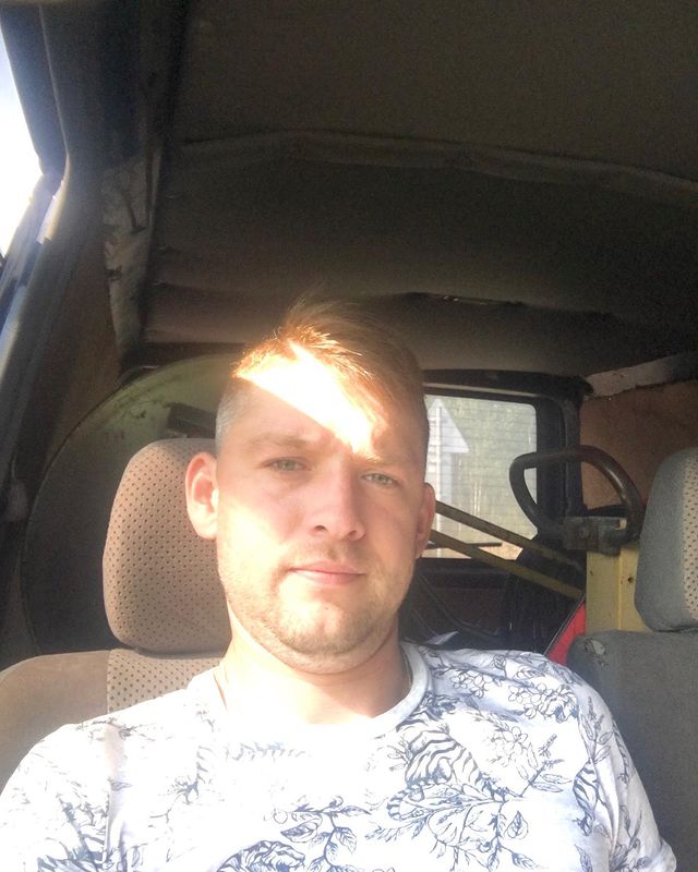 ilya_chizhov_76 в LOOKY. . Учусь у брата ! Цель...