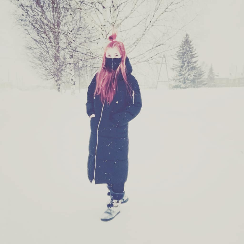 yulechka_1_8_97 in LOOKY. . 🌟🌟🌟🔥🔥🔥
