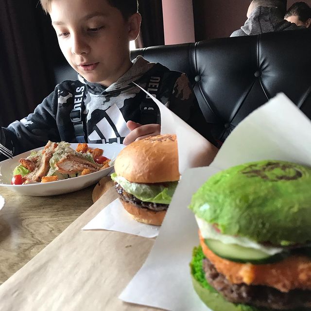avangardvlz в LOOKY. #burgerock. #burgerock