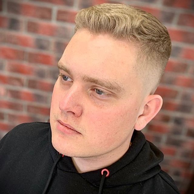 andrewmogout_barber в LOOKY. #dc_pro_work,#барбершопбронницы,#стрижкабронницы,#барбербронницы,#бронницыдети,#бронницыстрижки,#олдбойбронницы,#бронницымамы,#bronnitsy,#стрижкибронницы,#barbergrammers,#barberstyle,#rebelbarber,#fade_players,#100kbarbers,#worldofbarbers,#menshairworld,#barberzoneworldwide,#sharpfade,#barberstyledirectory,#top_barberpost,#fadegame,#russian_barberpost,#notoriousbarbers,#dcprorussia,#barber_global,#modernfreshfades. Crew cut. Для укладк...