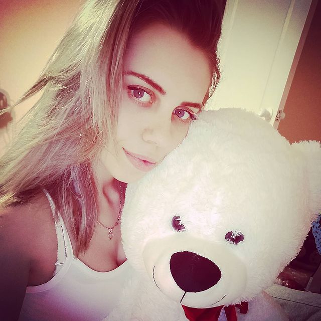 anika126rus в LOOKY. . null
