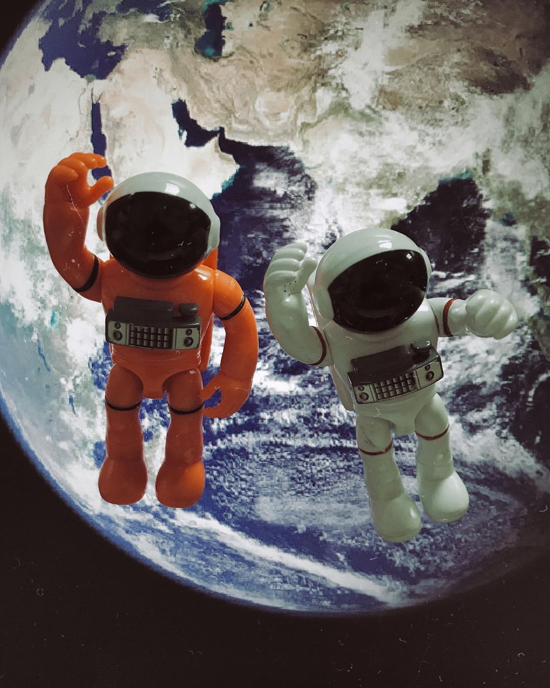 toys_pin in LOOKY. #space,#spaceart,#spacex,#roscosmos,#nasa,#hotwheels,#matchbox,#nature,#animals,#love,#moon,#sea,#world,#travel,#naturephotography,#naturelovers,#toy,#children,#fantasy,#lol,#miniature,#shotoniphone,#iphone7,#sunset,#mobilephotography,#mobilephoto,#photoiphone. Space is our common ...