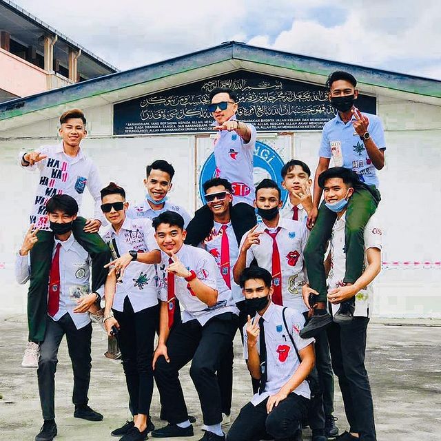 haikalrazali__ в LOOKY. #sahabatsejati. #sahabatsejati