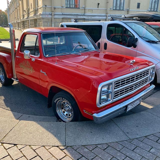 foolly.bot в LOOKY. #dodge,#dodgepickup,#dodgeram,#ram,#oldscool,#oldscoolcar,#american,#americancar,#americancars,#car,#cars,#auto,#vehicle,#авто,#автомобиль,#americanclassic,#додж,#доджрам,#СанктПетербург,#Питер,#SaintPetersburg,#US,#США,#classic,#uscar,#ramtracks,#американскиеавто,#америка,#pickup,#пикап. Dodge Ram 1981 in Sa...