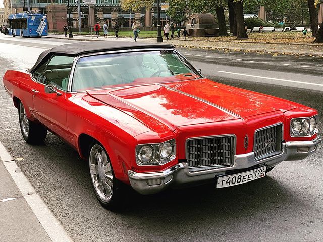 foolly.bot в LOOKY. #oldsmobile,#oldsmobiledelta,#oldsmobiledelta88,#oldsmobiledeltaroyale,#deltaroyale,#oldscool,#oldscoolcar,#american,#americancar,#americancars,#car,#cars,#auto,#vehicle,#авто,#автомобиль,#americanclassic,#олдсмобиль,#oldcar,#СанктПетербург,#Питер,#SaintPetersburg,#US,#США,#classic,#uscar,#американскиеавто,#америка,#classiccar,#classiccars. Oldsmobile Delta 88 ...