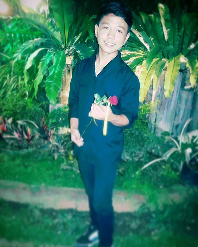 jimwell_manalo в LOOKY. #TBT,#3yearsago. Nights are young🤣 
...