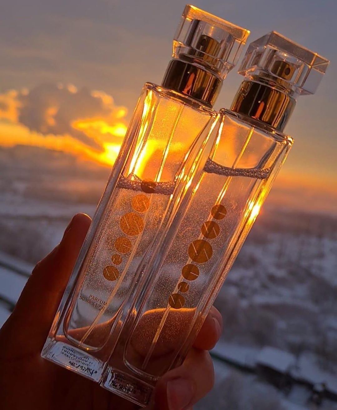 jliya_parfum_prm в LOOKY — Встречаем весну красиво вместе с Еssens!🎁💕
⠀
Получи флакон