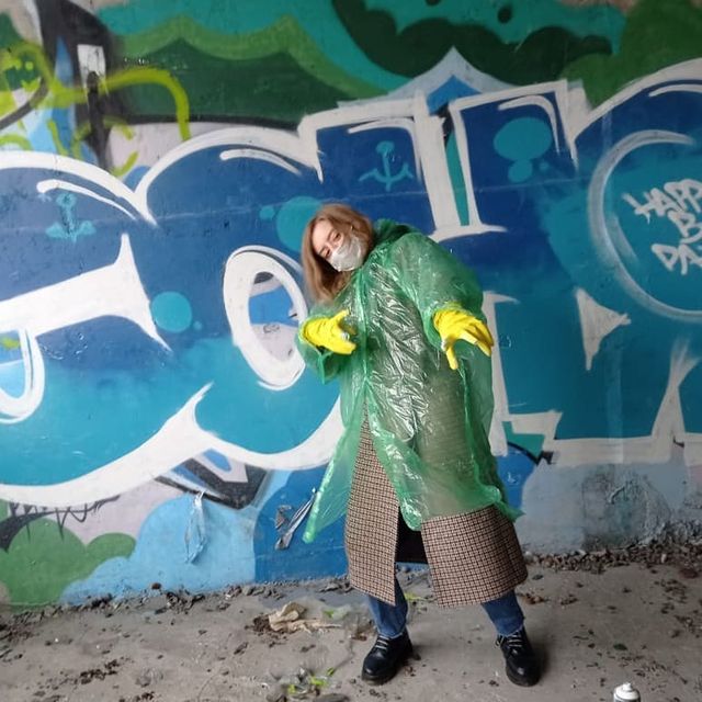 nezerpictures в LOOKY. #нашчудныйбоб#граффитичика#truegraffitibomber#сонясталастаршеиопаснее#этолюбовь. Ama hustle, едим вме...