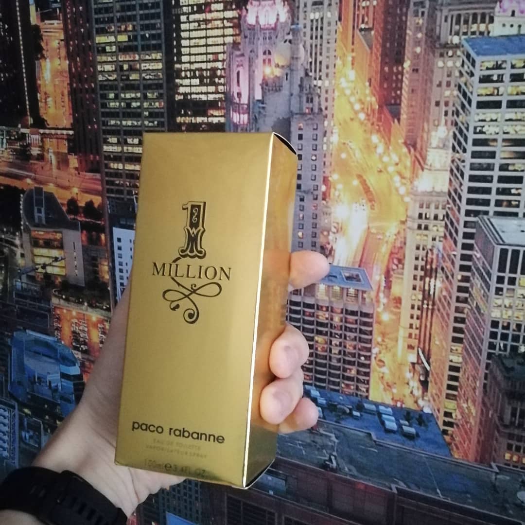 Константин в LOOKY. #радуюсебяподарком#адиколон#1millionpacarabanne#madeinfrance. Когда могу побаловат...