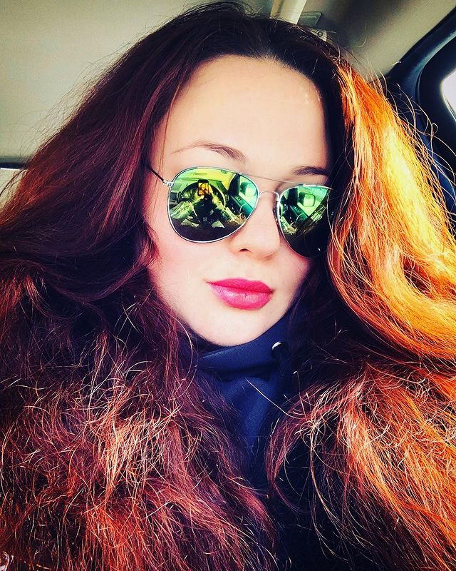 azarika4e в LOOKY. #sunny,#sunday,#moscow,#spring,#gingerhair,#sunlightphotography,#carselfie,#sunglases,#goodmood,#havingfun,#driving,#jorney,#landroverlove,#bestcar. Весеннее настроение ...
