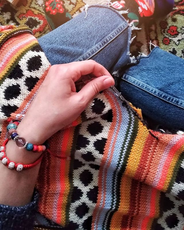 knit_and_art в LOOKY. #винтаж,#vintagestyle,#vintage_knitting,#свяжисама,#вяжунетужу,#стильноевязание,#жаккардспицами,#вяжемвместе,#свитерспицами,#vintageknitting,#ношувинтаж,#slowfashion,#knityourstyle. Всем привет! У меня ...