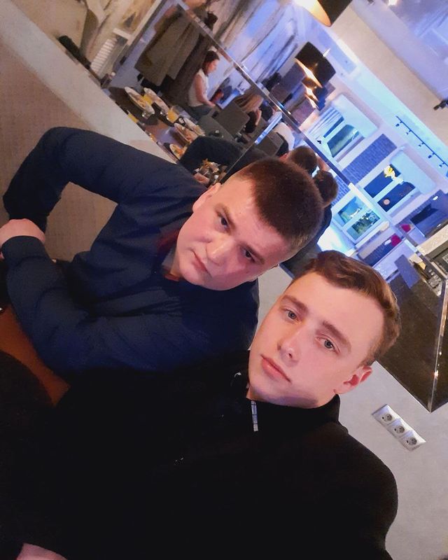aleks_0sk в LOOKY. #бандзиты,#тыхэнько,#отдых. Джентельмены удачи �...