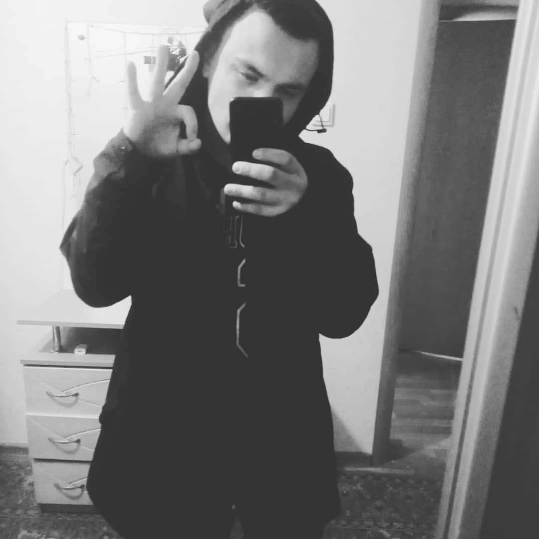 vostok_dz в LOOKY — Из плюсов больше не попросишь финансовой помощи 🙄
