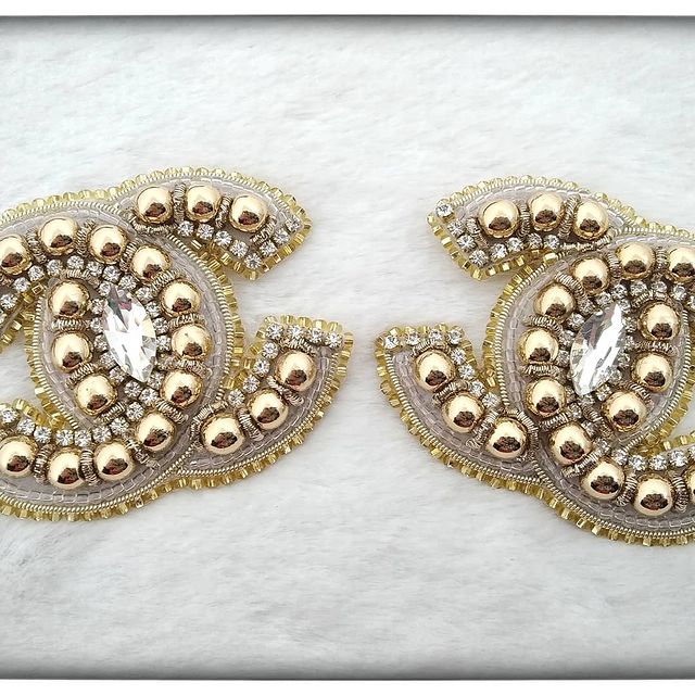 specialjewelrystore в LOOKY. #брошьшанель,#handmadejewelry. Popular inspired fas...