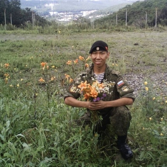 Тапталбын, оло5ум аргыьын, сурэ5им анарын Павликпын кун сирин кербут уеруулээх куннунэн э5эрдэлиибин🥰 Эн туох баар саамай учугэй хаачыстыба барыта угуллубут киьитэ5ин😇 олус уерунньэн уонна керсуе майгылааххын, ып-ыраас о5олуу санаалааххын, чараас сурэхтээх, сырдык дууьалаах ол эрэн туохтан да ча5ыйбат куустээх эр бэрдэ буола5ын, аны ейе-мэйиитэ🧠, туппута барыта табыллара киьини сехтерер🤩 хаьан да санаатын туьэрэн нойдуу сырыппат, биирдэ да кими да куьа5аннык санаабат, еруу уерэ, кете-дайа сылдьар☺О5ону кытта о5о, кырдьа5аьы кытта кырдьа5ас буолар, улэьитэ сур, сынньаммат улугэрэ🤪еруу уердэ, куллэрэ, санаа кете5е сатыыр миигин🥺 кун аайы энциклопедия курдук ону-маны кэпсиир, киьитэ онтукатын аныгыскыга хос ыйытар😆уонна наьаа творческай, айар-тутар талааннаах😍сехтерер ээ, онноо5ор ас астыыра, подачалыыра туспа искусство курдук киниэнэ🤩 биир минустаах чэ, этэбин да?то5о эрэ орон,диван сабыытын эбэьээт тиэрэ еттунэн сабар🤣😂то5отун билбэппин, дальтоник диэн дьээбэлээччим😂оонньоон этэбин "минус" диэн, "минус" буолбатах, Павлик святой курдук киьи кырдьык, мин дьолбор керсубут киьим🙏

Ба5арыа этим кытаанах доруобуйаны, барыта санаан хоту сатанан истин😘толору дьоллоох буолуоххун ба5арабын😊олоххор еруу чиэьинэй, бэйэн курдук кене дьон керселлерун ба5арабын🤝уонна еруу аттыгар буолуом🥰мунура суох таптыыбын!!!❤

Хаартыска5а: санаабын кете5ееру, уердээри армия5а сылдьан сибэкки тута-тута хаартыска ыытааччы☺ онноо5ор кыьын чугаьар кыьаллан утулук, бэргэьэ, куопта посылкалаабыта увалга тахса сылдьан ылбыт этэ😍баьыыба эн бааргар😘😘😘