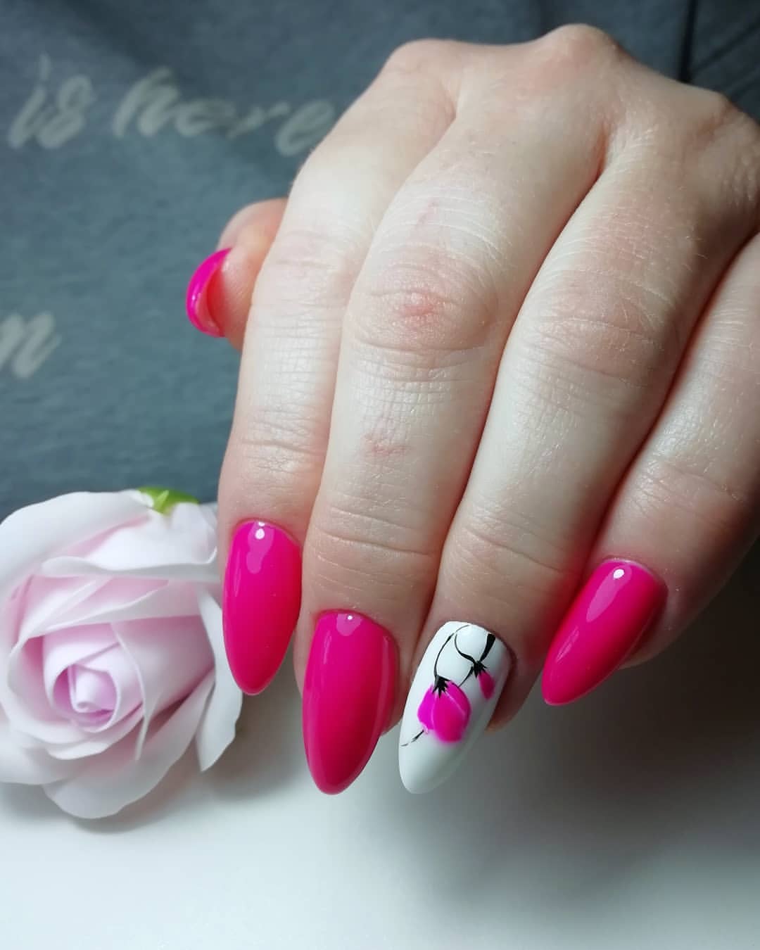 elena_nails_lab в LOOKY — публикация