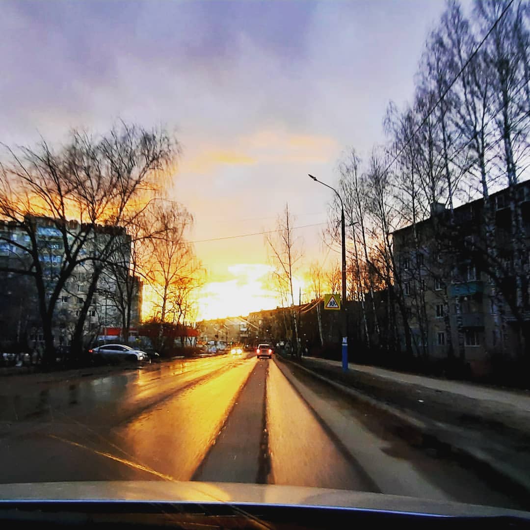 asya_tsaritsina в LOOKY — Закат, ты сегодня незаконно прекрасен 😍
#закат#вечер#Арзама