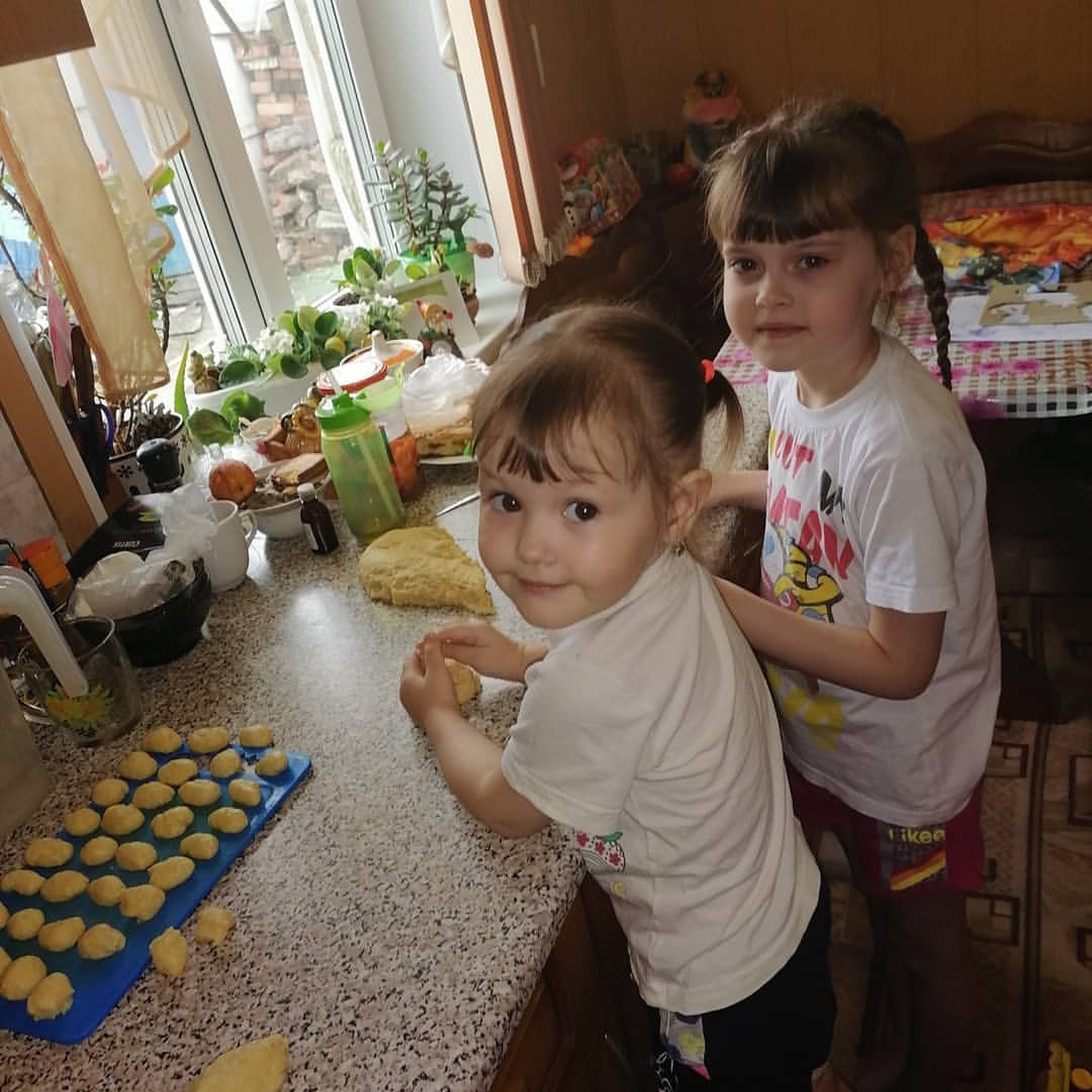 marina_gavruseva in LOOKY. #вкусняшки.. #вкусняшки. Мои девч...