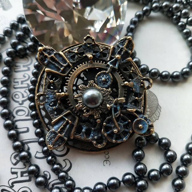 nadezhda_jewelry в LOOKY. #bronzeschool,#брошь,#стимпанк,#екатеринбург. Немного магии, шесте...