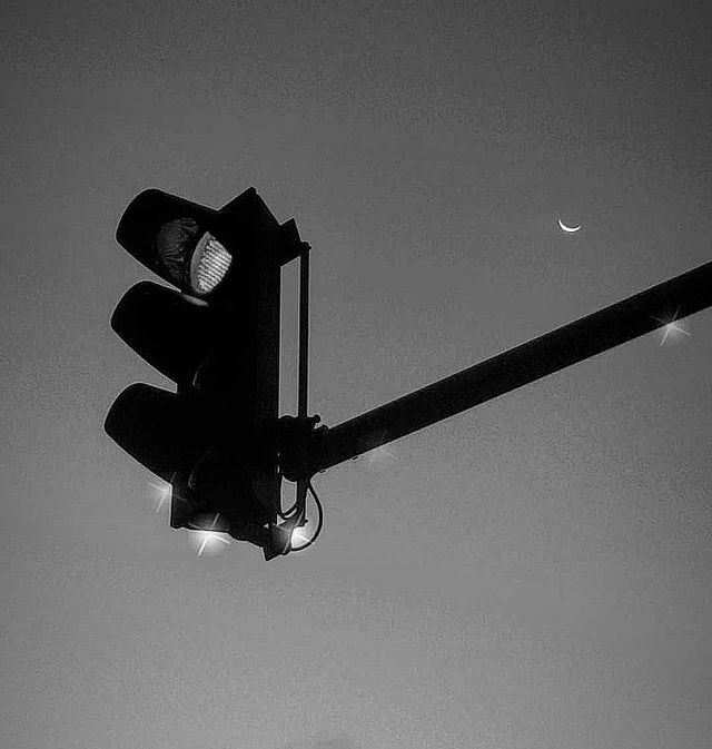 adriian_rondon в LOOKY. #fotopormi,#foto,#lovephotography,#photooftheday,#day,#photographer,#camara,#luna,#noche,#bogota,#colombia. #fotopormi 💕😍
.
.
...