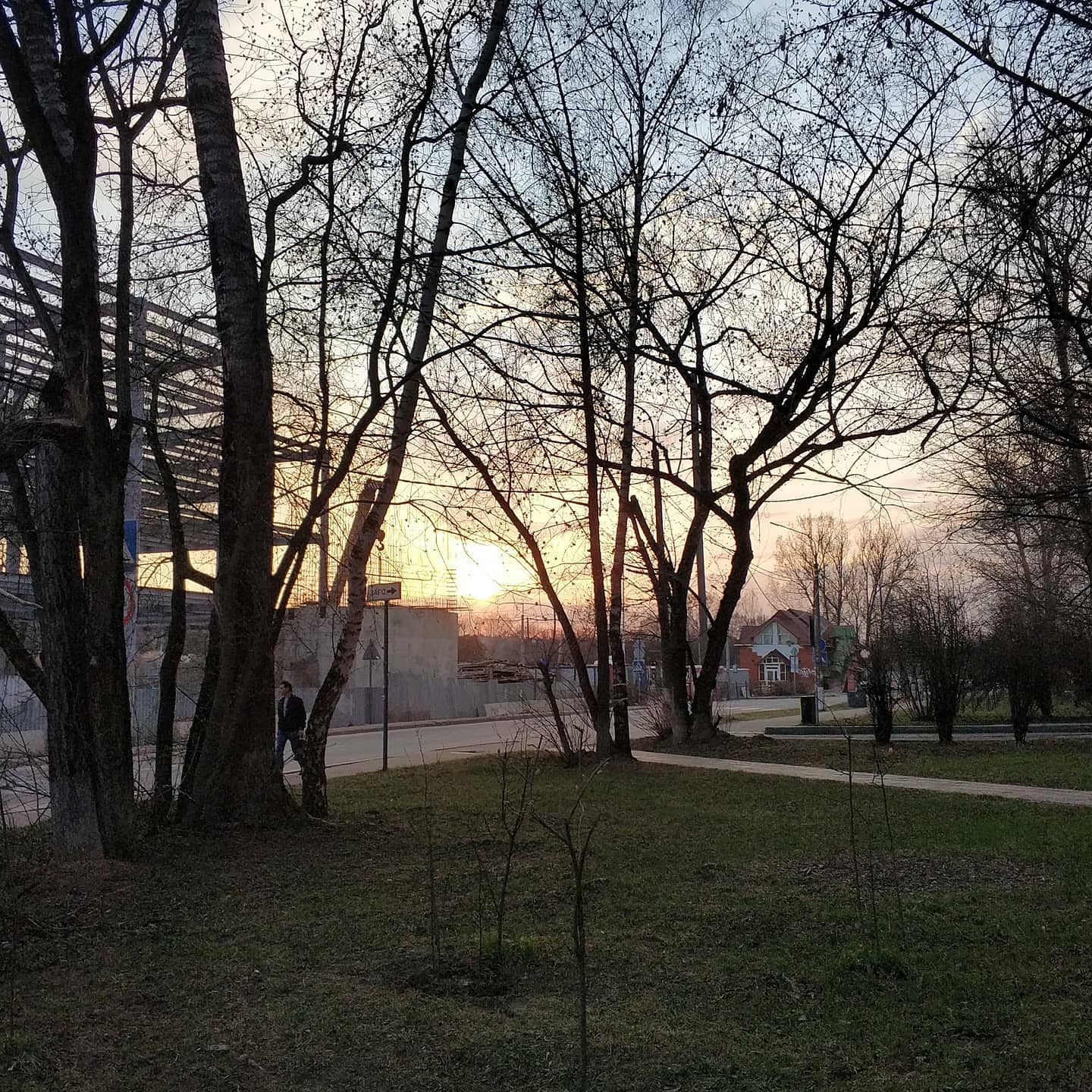ivanov.anton.vasilevich в LOOKY. #городскиезарисовкикрасногорск,#закатвкрасногорске2021. #городскиезарисовкик...