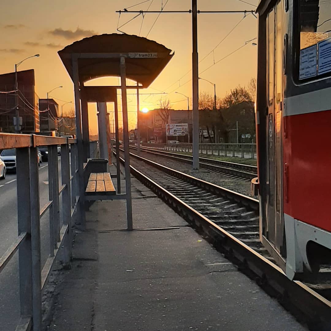 xenia_valismort в LOOKY — Под гитарный жёсткий рок, который так любил,..