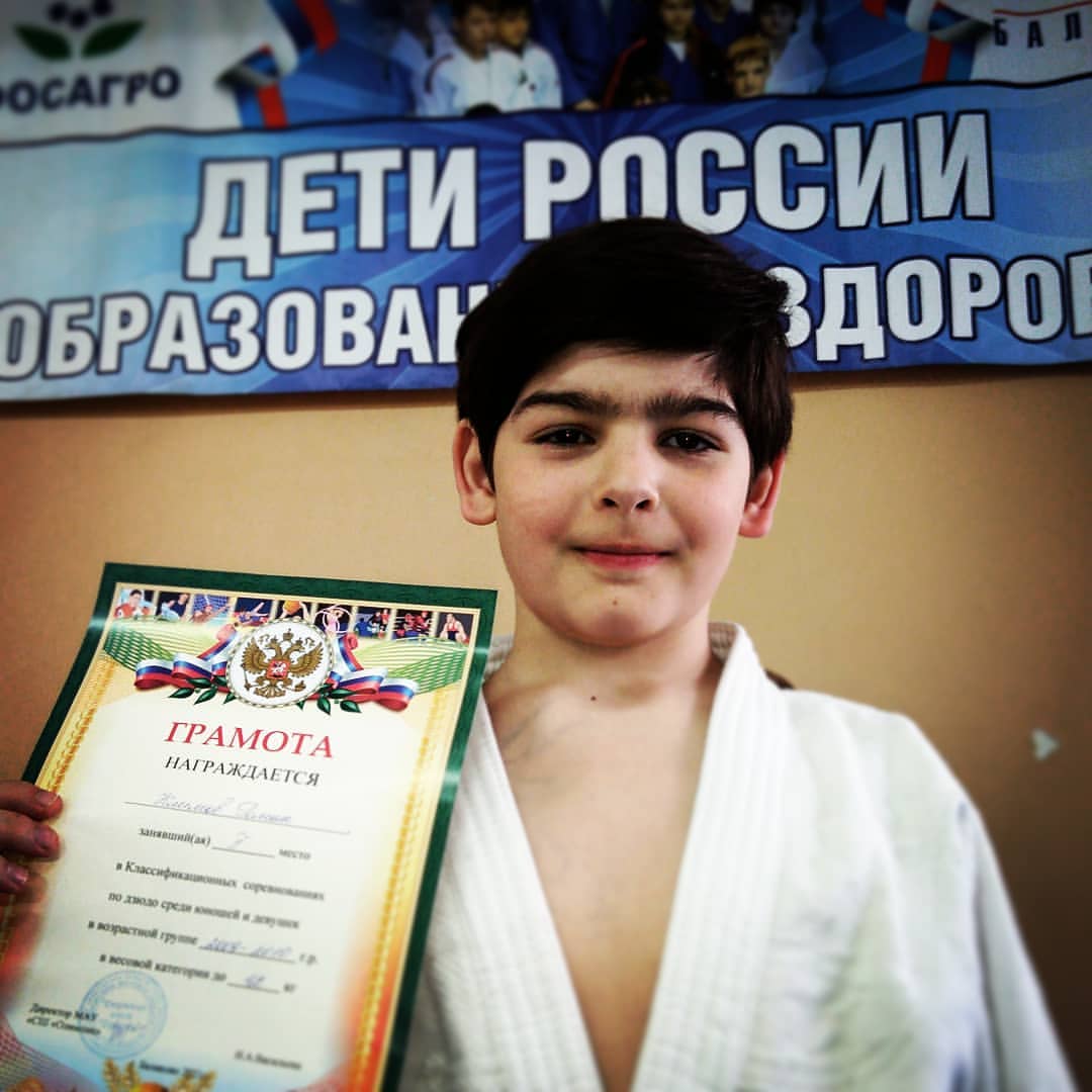 Первая победа!!! #мойсындзюдоист #моймаленькийчемпион #дроздбалаково #дюсшолимпикбалаково