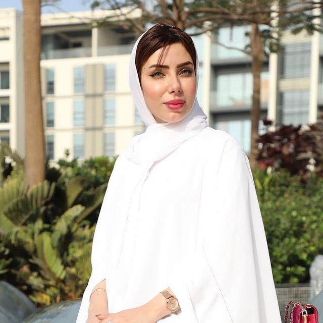 artem_klimenkov в LOOKY. #arabic,#uaemakeup,#arabicdress,#dubai,#emirateswoman,#fashionuae,#Muscat,#uaestyle,#emirateswomen,#dubaiuae,#uaebloggers,#uaefashion,#uae_fashion,#arabicgirl,#dubaibeauty,#uaegirls,#unitedarabemirates,#luxuryuae,#arabiceyes,#arabicstyle,#arabicmakeup,#uaewedding,#dubailuxury,#emiratesfashion,#arabicfashion,#uae,#uaeshopping,#emiratesliving,#Oman. #arabic #uaemakeup #...