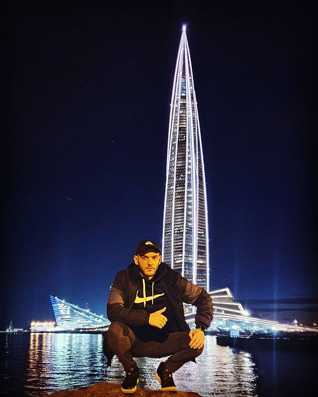 stepan_sochi_07 в LOOKY. #saintpetersburg,#lahtacenter,#evening,#nightwalk,#nightphotography,#photo,#liketime,#likemyphoto. ▪︎Лахта Центр - Санк...