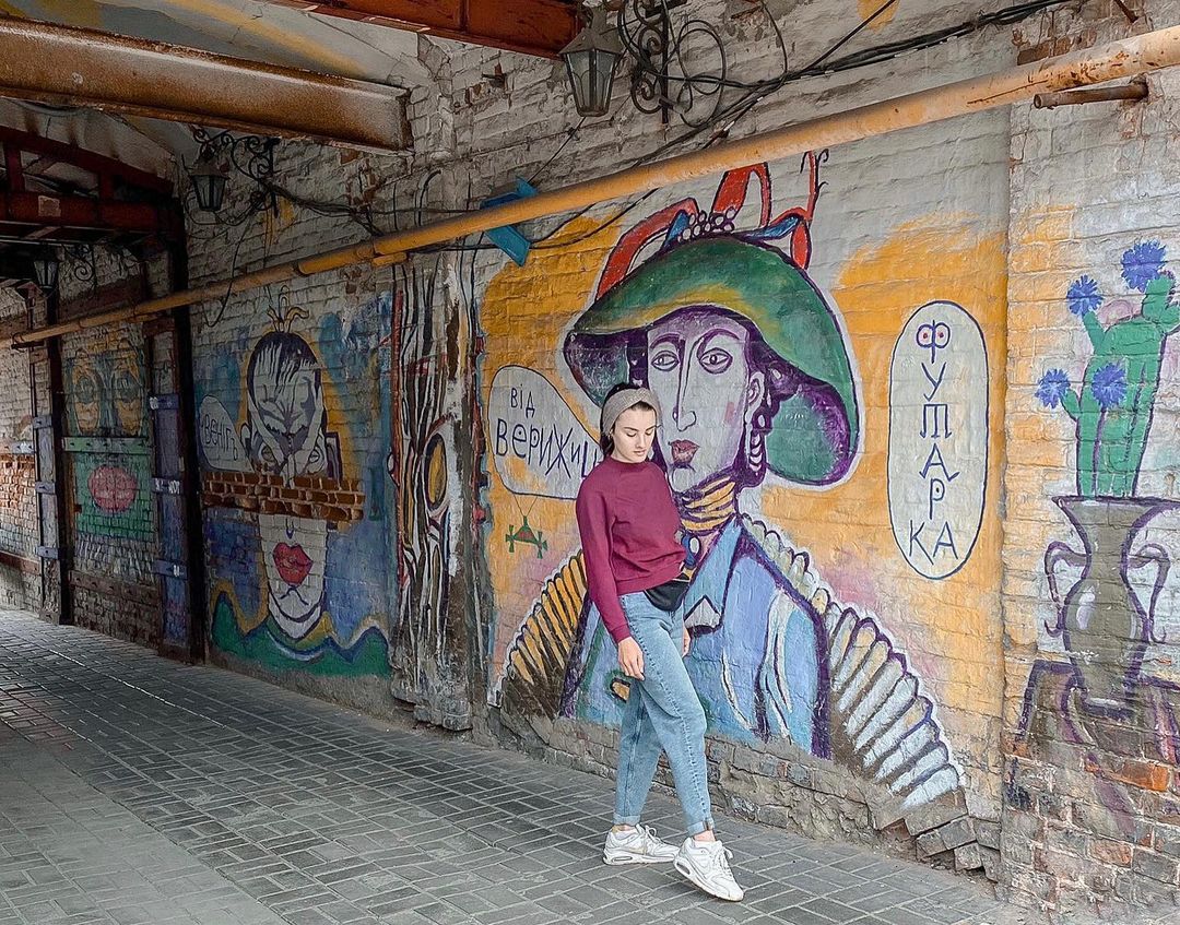 aleksandrova_gera в LOOKY — «Я замужем, с мужем нормальные отношения, я его люблю(вроде)