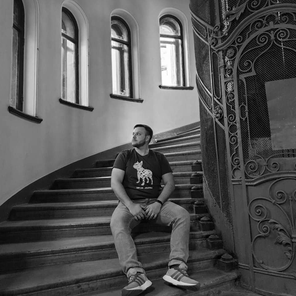 sergey_kruzin in LOOKY. . null