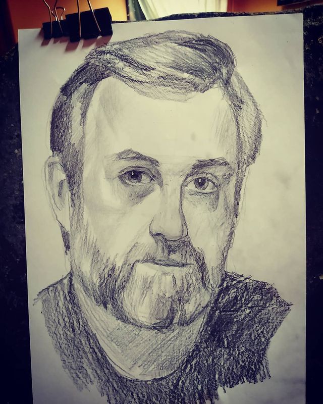 agorevski в LOOKY. . вроде похож )