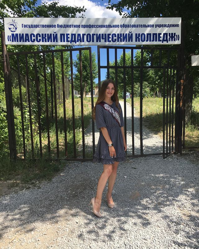 _lasha24_ в LOOKY. #401,#последний_звонок,#выпуск2021💋. Вот и пролетели 4 го...