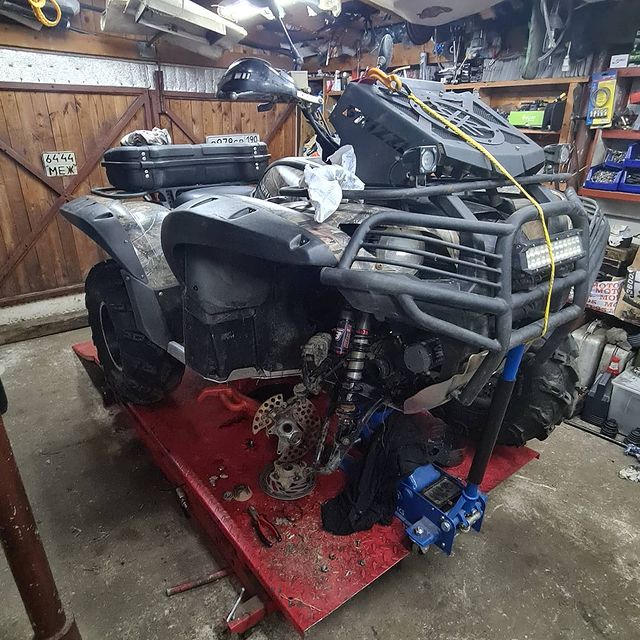 fatick777 в LOOKY. #fatickservicepro#golitsyno#atv#utv#yamaha#grizzli#artcticat#suzuki#brp#skidoo#stels#cfmoto#polaris#Dinli#gepard#квадрик#квадроциклы#голицыно#звенигород#одинцово#кубинка#Часцы#allballs#ремонтквадроциклов#квадроремонт. Экспресс ТО,  замена...