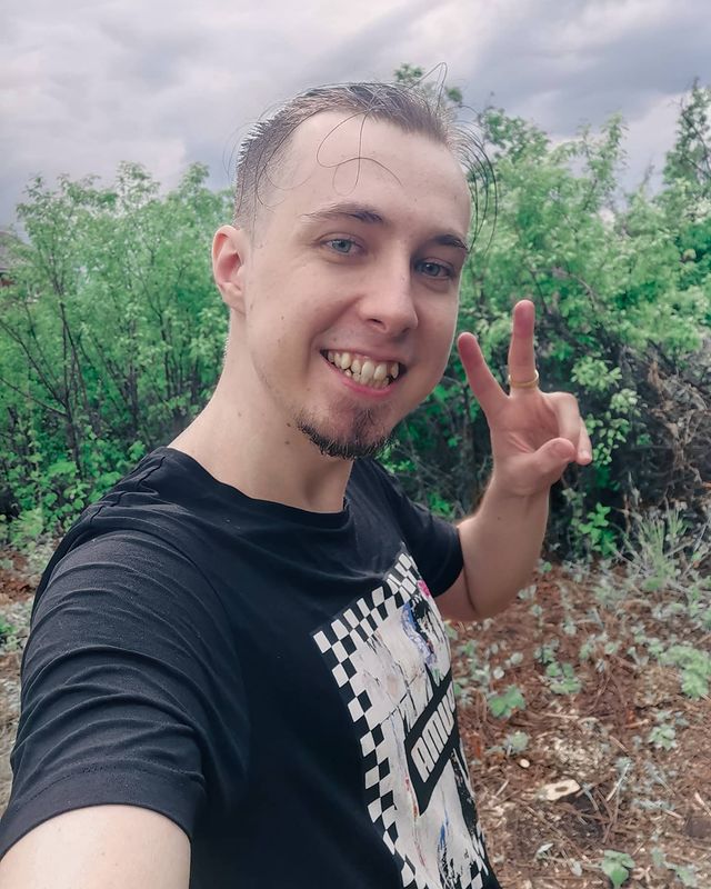 gorezones в LOOKY. . Попросил не бить