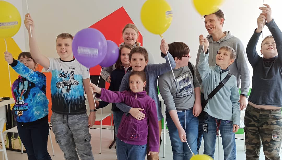algoritmika_severnoe_butovo в LOOKY — Поздравляем всех детей с Праздником))

С Днём Детей! 
#деньз