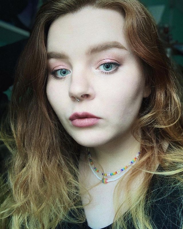 sadeyes_xx в LOOKY. . Два одинаковых фото,...