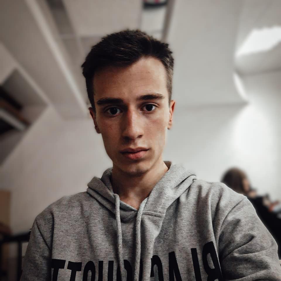 danya_gorlenko в LOOKY — публикация