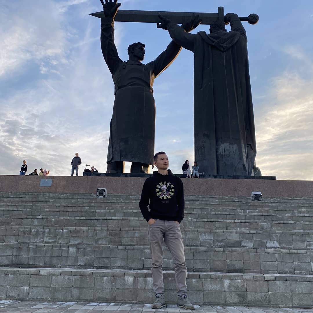 В городе Металлургов🧭