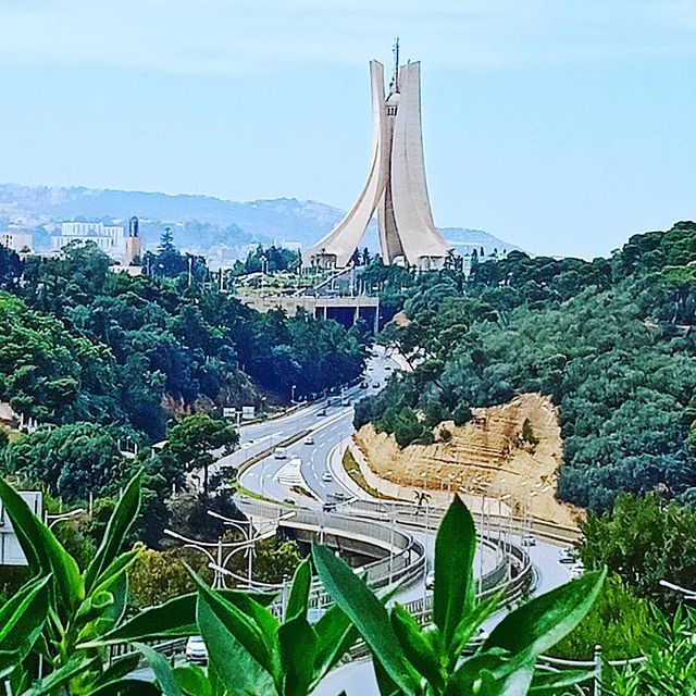 medjahed_youcef в LOOKY. #eu,#daily,#instaeuro,#tourists,#traveleurope,#europhoto,#sightseeings,#europeanstyle,#continentoftheday,#ig_europe,#continents,#igeurope,#europa,#igerseurope,#europeans,#europeanboy,#instaeurope,#europe,#europeantour,#european,#europeanvacation,#europetour,#city,#instaeu,#souvenir,#europetrip,#europeangirl. #eu #daily #instaeur...
