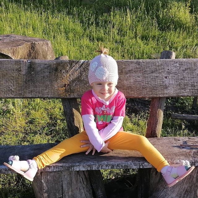 epirogova2 в LOOKY. . Оглянуться не успели...